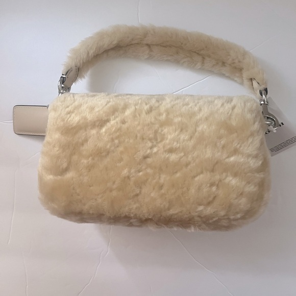 New Coach CC444 Pillow Tabby Shoulder Bag 18 In Shearling IN CREAM - Picture 6 of 8